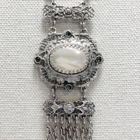 Whiting Davis silver toned statement mother of pearl Drop Necklace 22 inch - Picture 5 of 10